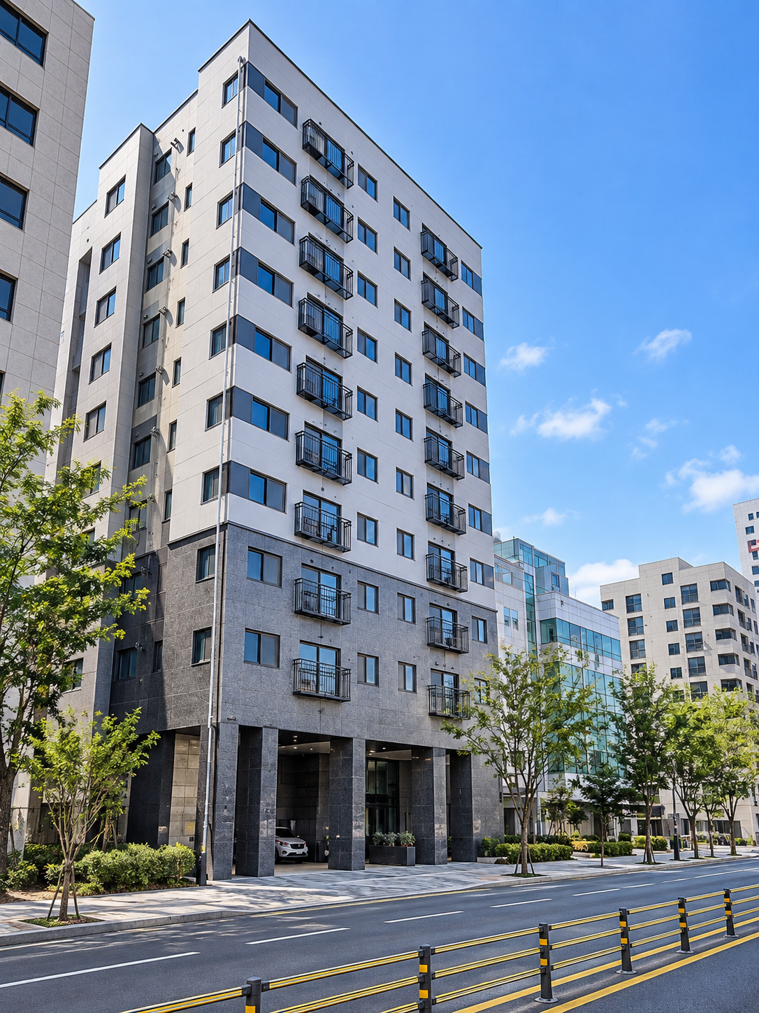 Modern 2BR | Long Stay | Line 5 | Easy to Hongik & Yonsei